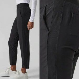 Athleta Brooklyn Ankle Pant  joggers Size 6     BLACK   hike gym